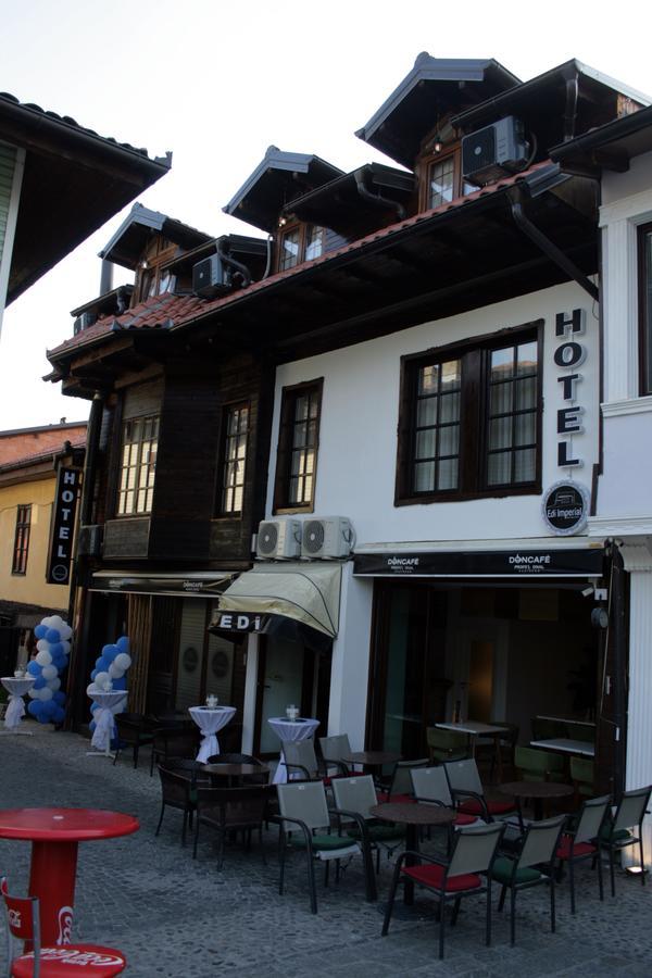 Saray Hotel Призрен Экстерьер фото